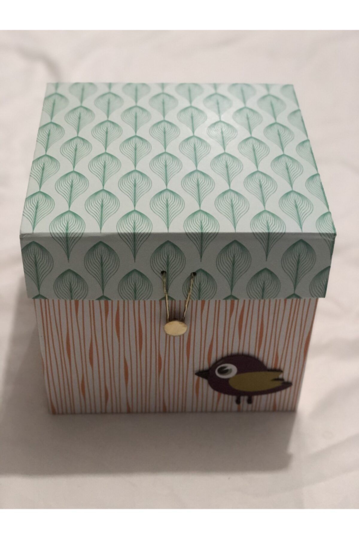 Kuş Desen 20,5*20,5*18,5 Cm Büyük Boy Hediyelik Kutu
